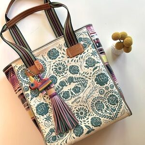 Consuela Chica Classic Tote plus Keychain